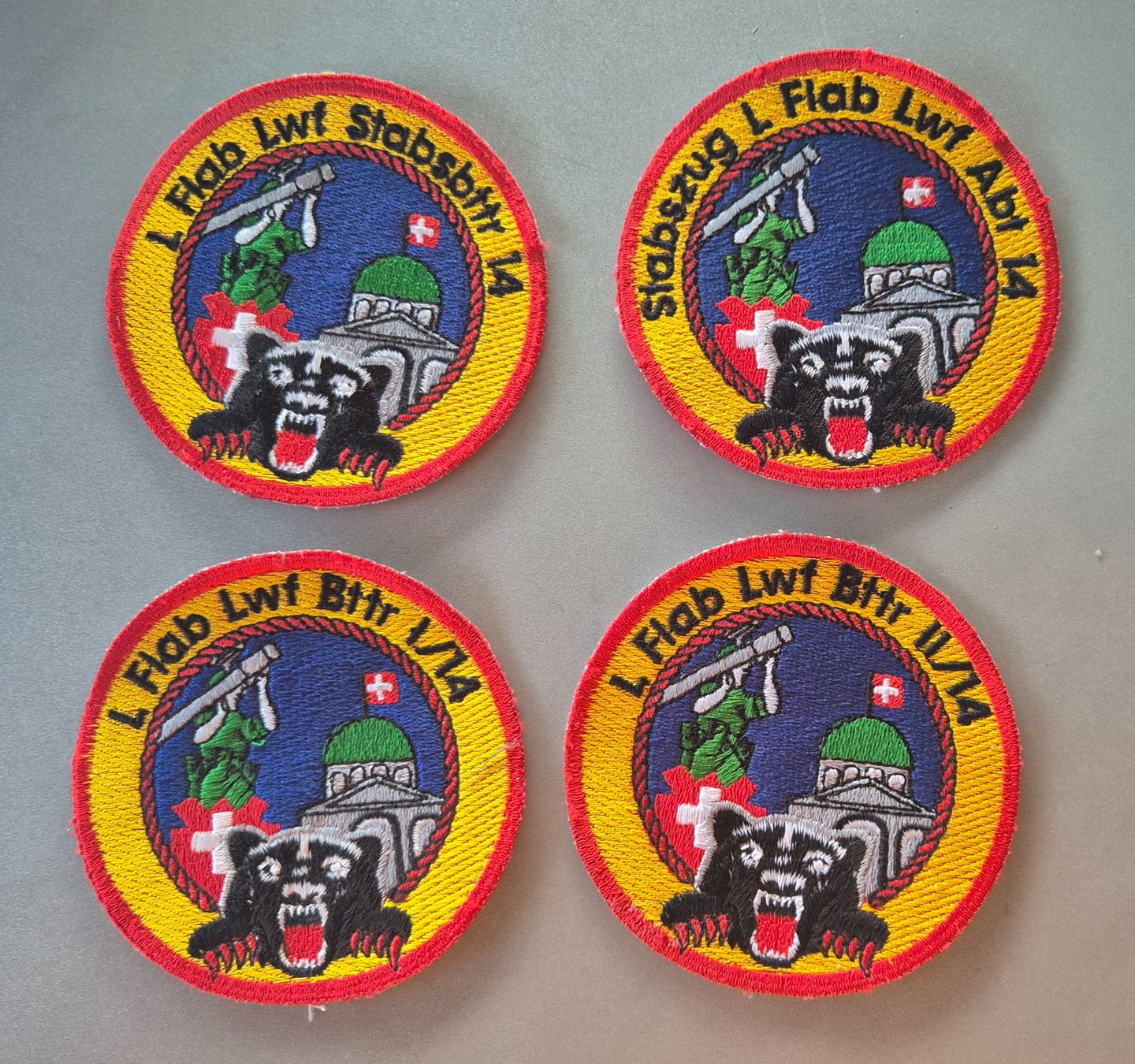 Schweizer Armee Placchette & Badge: Konvolut Verbandsabzeichen A95 – Usato da Dottikon venduto da Robawa