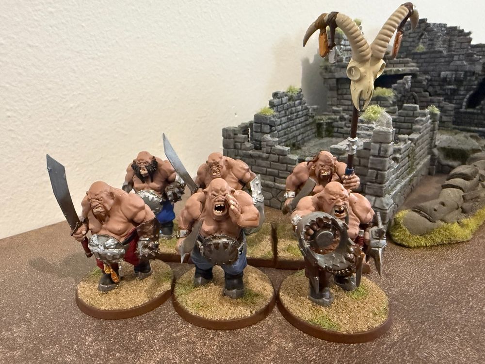 Warhammer Fantasy AOS Ogor Mawtribes Ogor Gluttons x 6 (Gebraucht) in ...