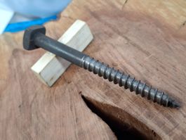 1 antike 4-Kant Holz Schraube, Ø 1.1cm x 12cm (LOT3513#NSH6)