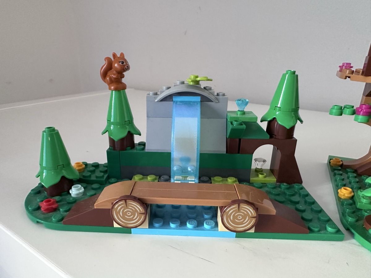 Lego Giocattoli: Lego Friends Baumhaus plus Zugabe – Usato da Malans GR venduto da aicul31 2