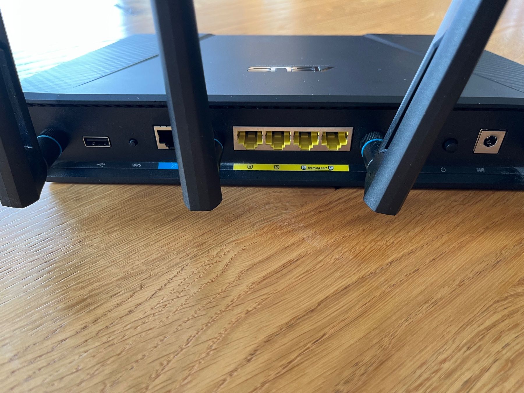 Asus Modems & Router: Asus RT-AC87U Router / Access Point – Gebraucht aus St. Gallen von  1