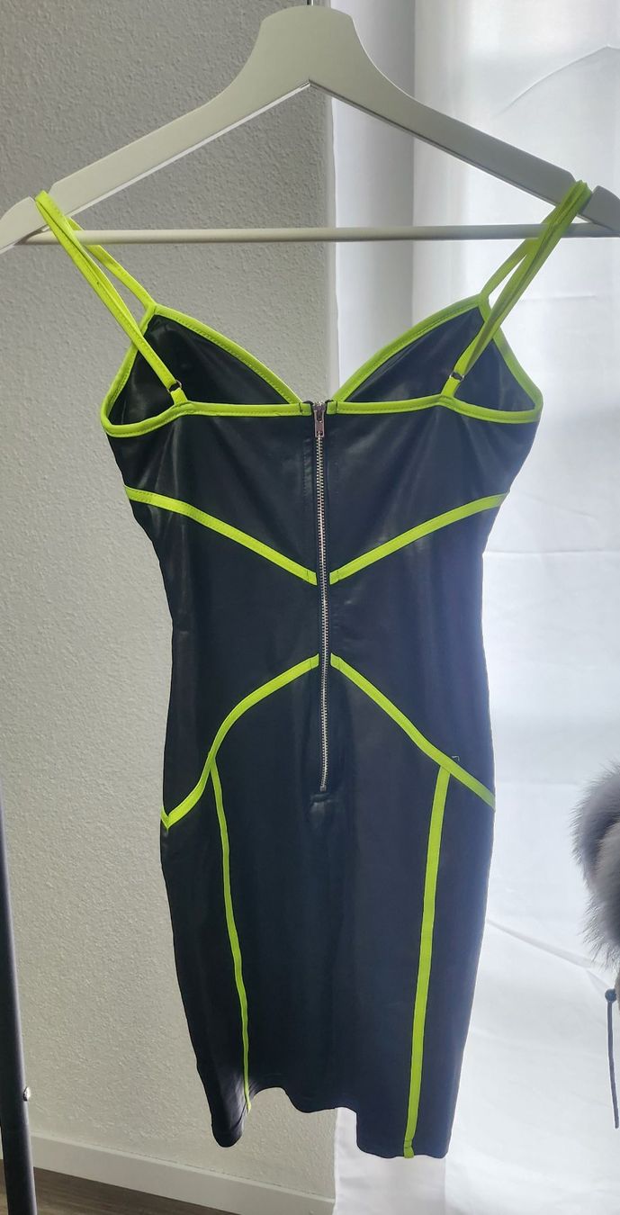 Vestiti: Kleid – Usato da Mägenwil venduto da Lea.SN 1
