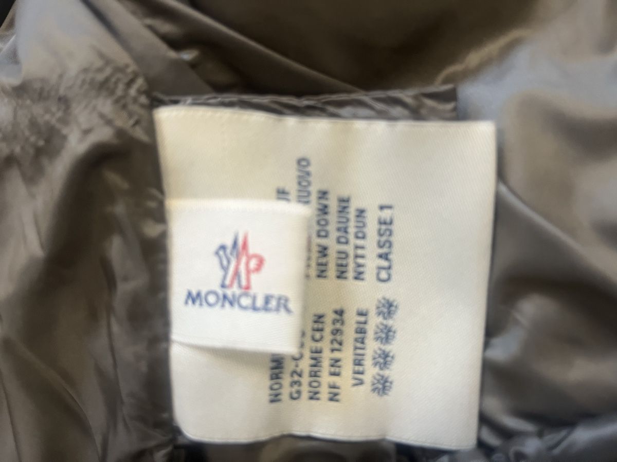 Moncler Cappotti: Moncler Mantel – Usato da Eschen venduto da regino 3