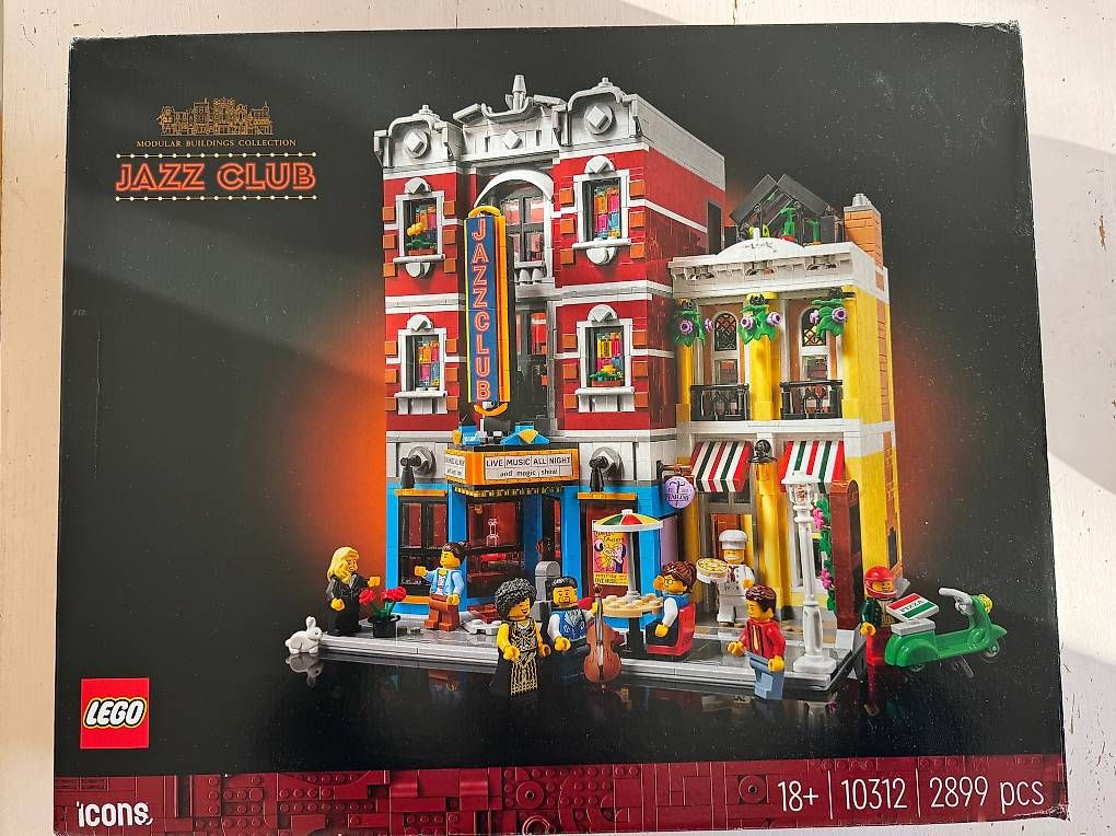 Lego Kit di costruzioni: Lego Jazz Club - Modular Building Set 10312 – Usato da Meilen venduto da jen_jw26