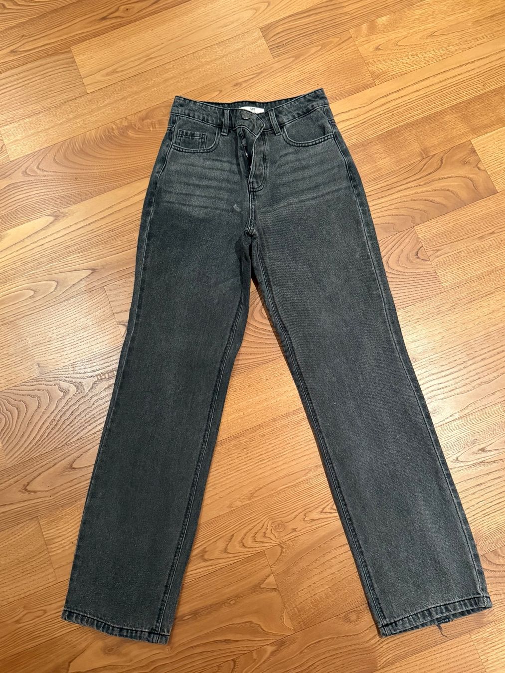 Stradivarius Jeans: Jeans Stradivarius, EUR34 – Usato da Sissach venduto da laura.x4 1