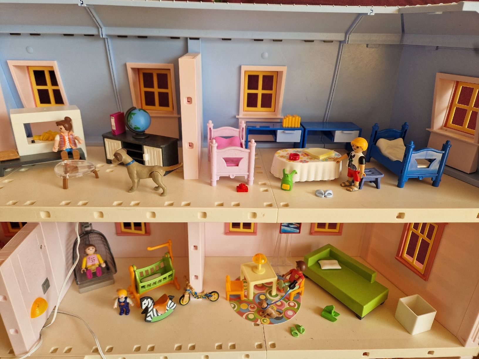 Playmobil Giocattoli: Grosses Playmobil Haus inkl Einrichtung – Usato da Altdorf UR venduto da midori05 6