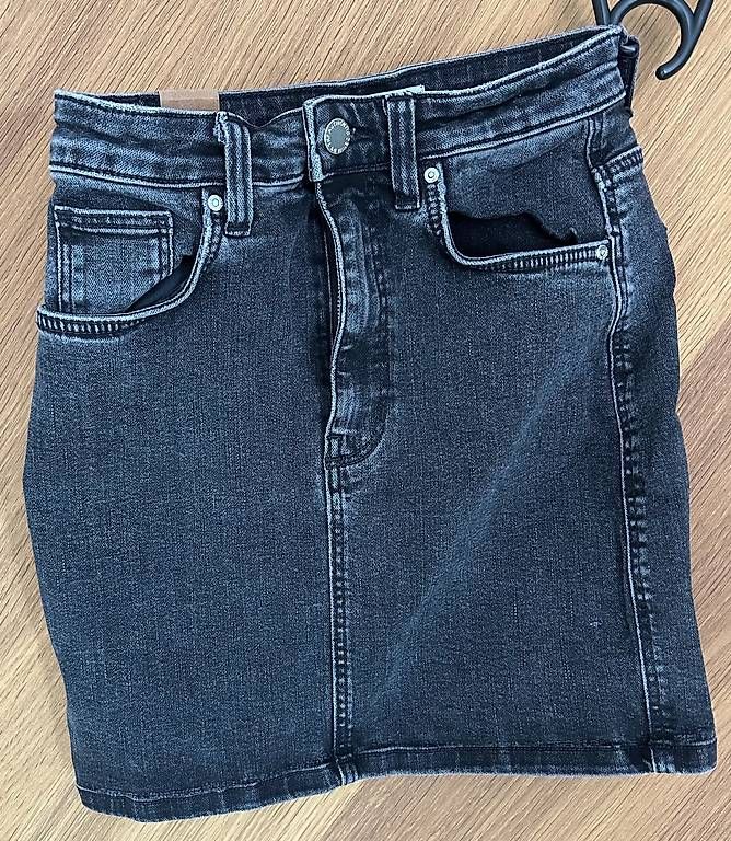 Gonne: schwarzer Jeansrock – Usato da Gais venduto da T_iziana