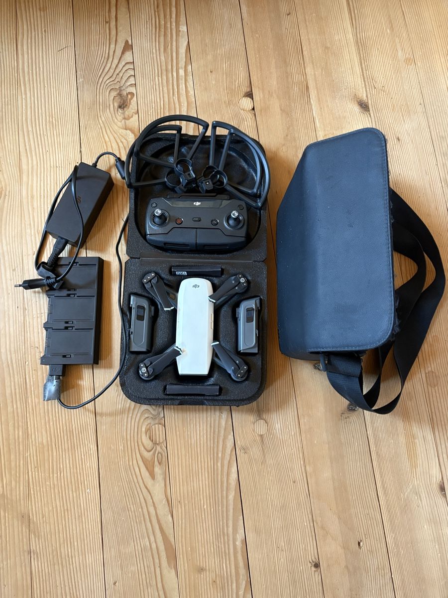 DJI Modellismo RC: DJI Spark  – Usato da Wald ZH venduto da Poschtwage