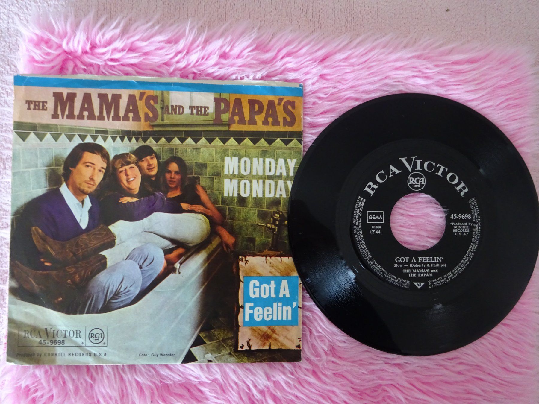 Dischi in vinile: LEONARD COHEN ** MAMMAS + PAPAS – Usato da Luzern venduto da xrayspex99 2