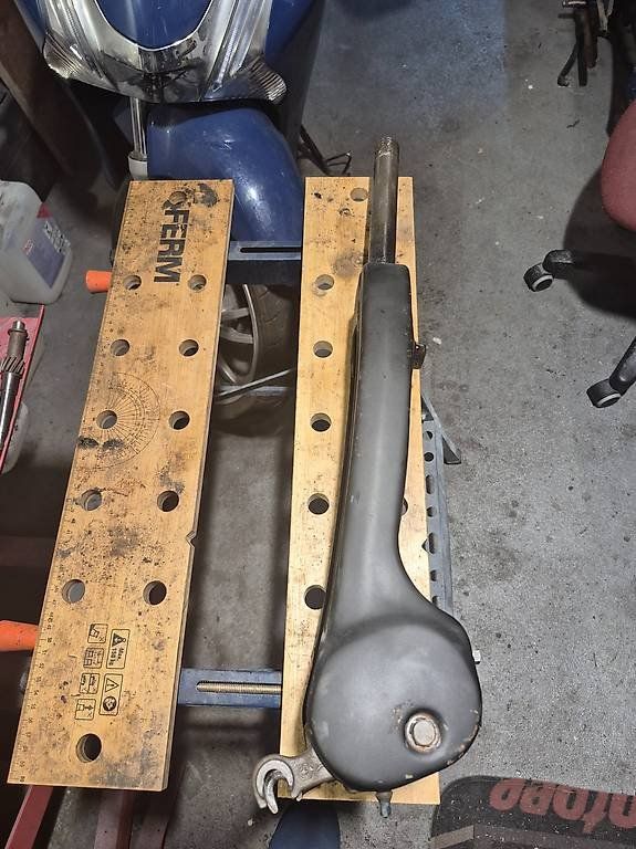 Piaggio Mofa-Ersatzteile: A vendre fourche piaggio ciao – Gebraucht aus Collombey von mot_ryp9 2