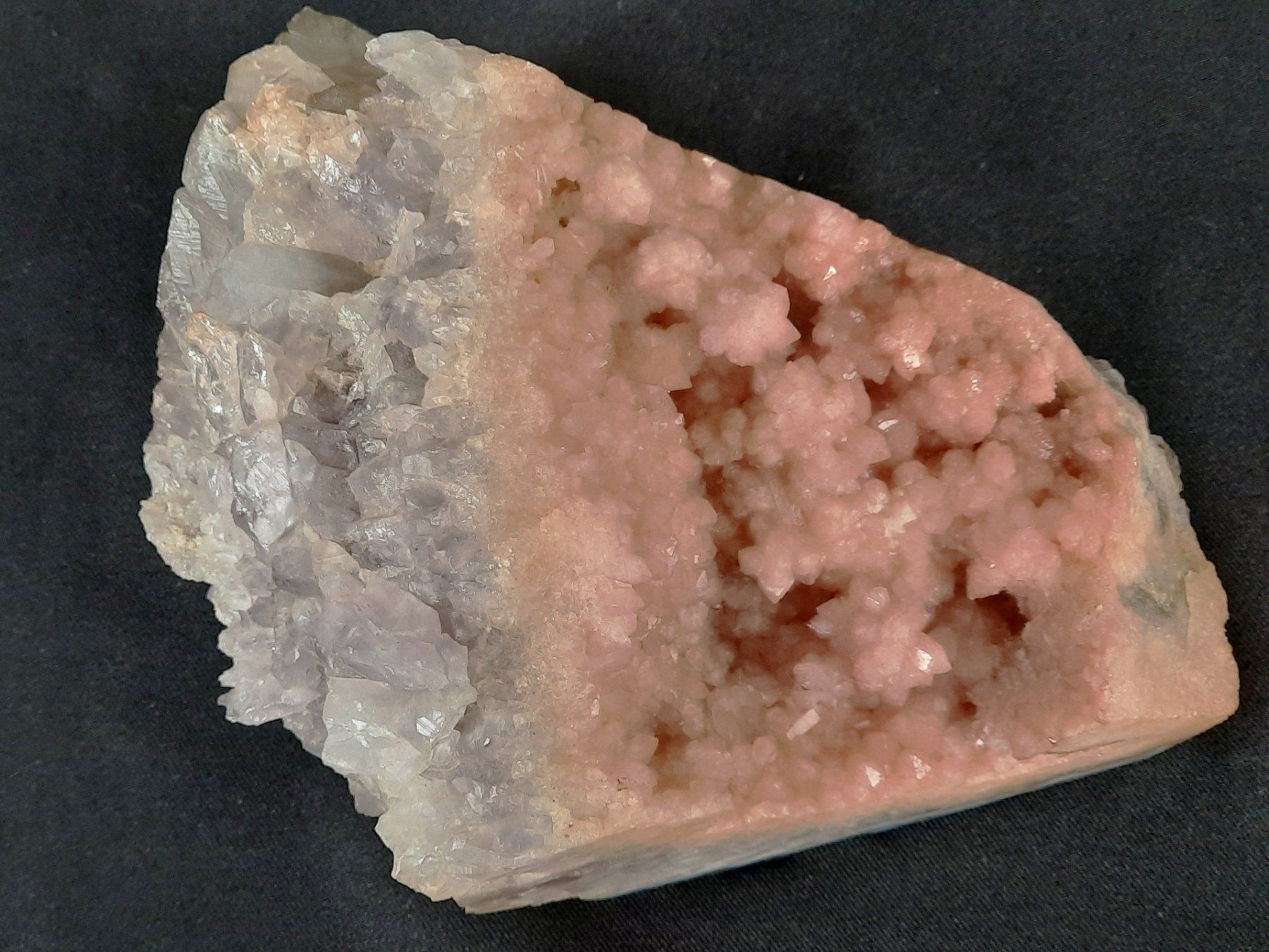 Mineralien & Heilsteine: Amethyst Geode Rosa – Gebraucht aus Beinwil am See von Restwert_Beinwil 4