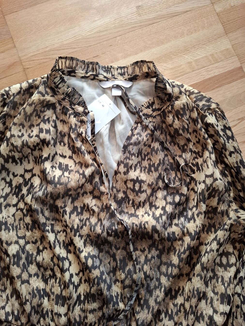 H&M Vestiti: Neu: Langarmkleid, Gr. 42 – Usato da Zürich venduto da zhch15 2
