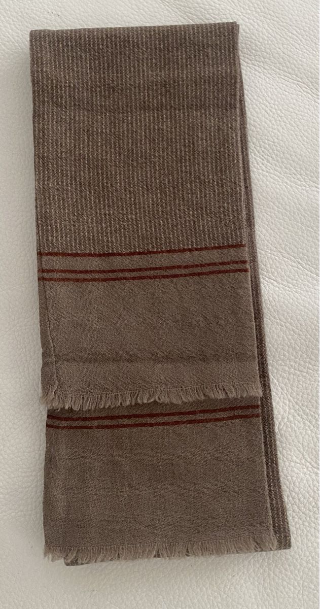 Foulard & Sciarpe: Wolle Schal 🌸 – Usato da Opfikon venduto da Luis144 2