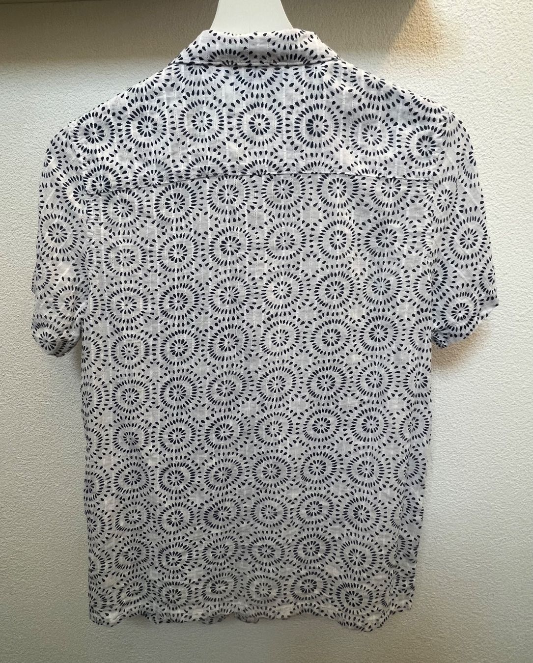 Next Chemises, T-shirts & Polos: Neues Kurzarmhemd von NEXT 152 – Neuf (Voir description) à Lengnau BE par Rubin27 1