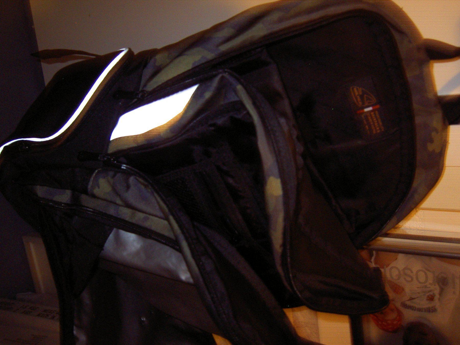 Sacs & sacs à dos: schultasche – D'occasion à Bettlach par Tradenet100 7