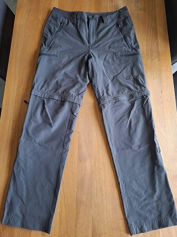 Pantaloni: Pantalon de marche convertible short  – Usato da Vuadens venduto da luc_l7p7