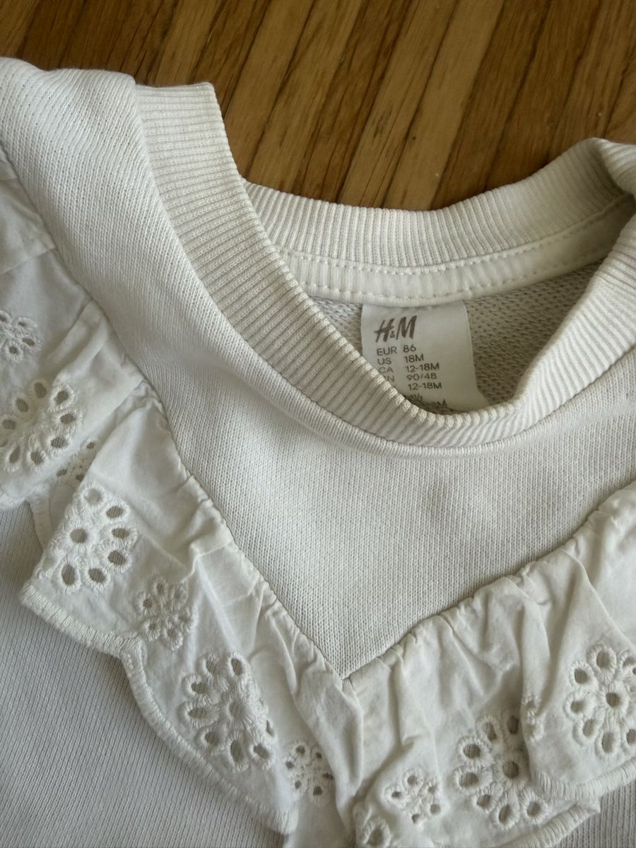 H&M Maglioni & Felpe: Pullover mit Matrosenrüsche, Gr 86 – Usato da Zürich venduto da Freudefant 1