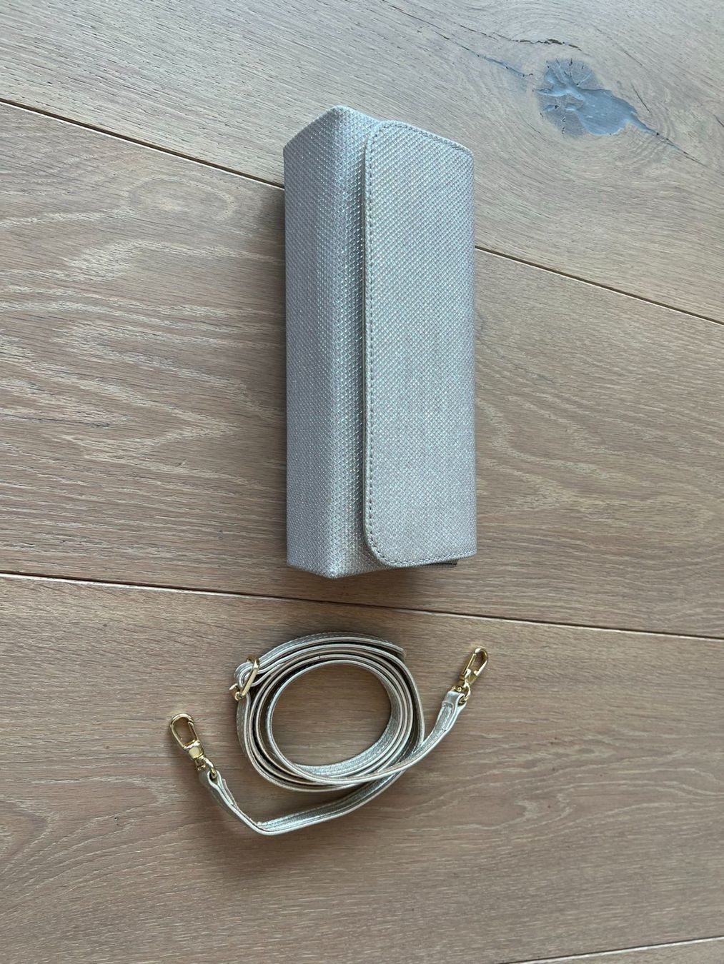Unisa Borse da donna: Clutch Unisa, gold/silber – Usato da Wettingen venduto da skilpadde 4