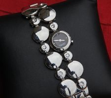Jolie Montre - bracelet femme ESPRIT Quartz, comme neuf