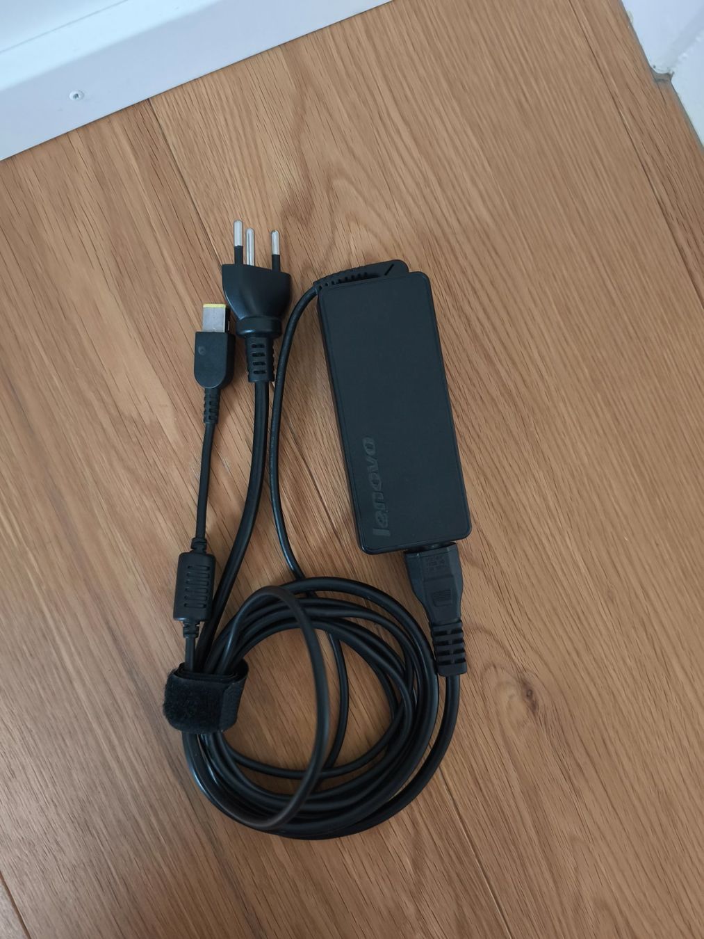 Lenovo Caricabatterie: Lenovo Netzteil 65W – Usato da Rüti ZH venduto da Raphael.l