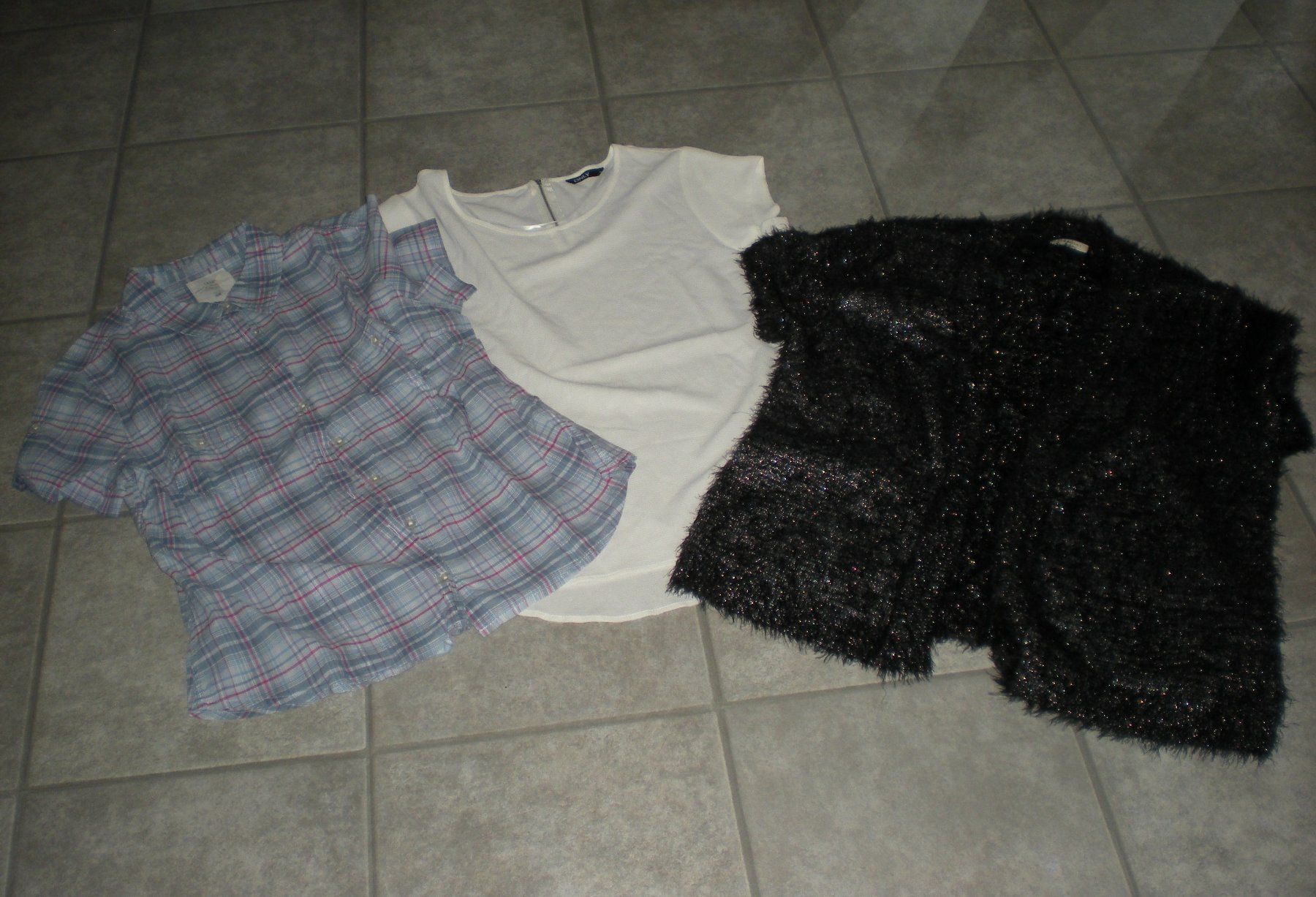 Lotti di vestiti: 13 teiliges Damenkleiderpaket Grösse 42 – Usato da Kaltbrunn venduto da Cindy99 2
