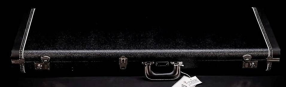 Fender Strumenti musicali: Fender Custom Shop Koffer Schwarz / Rot NEU – Usato da Basel venduto da x-hobby 4