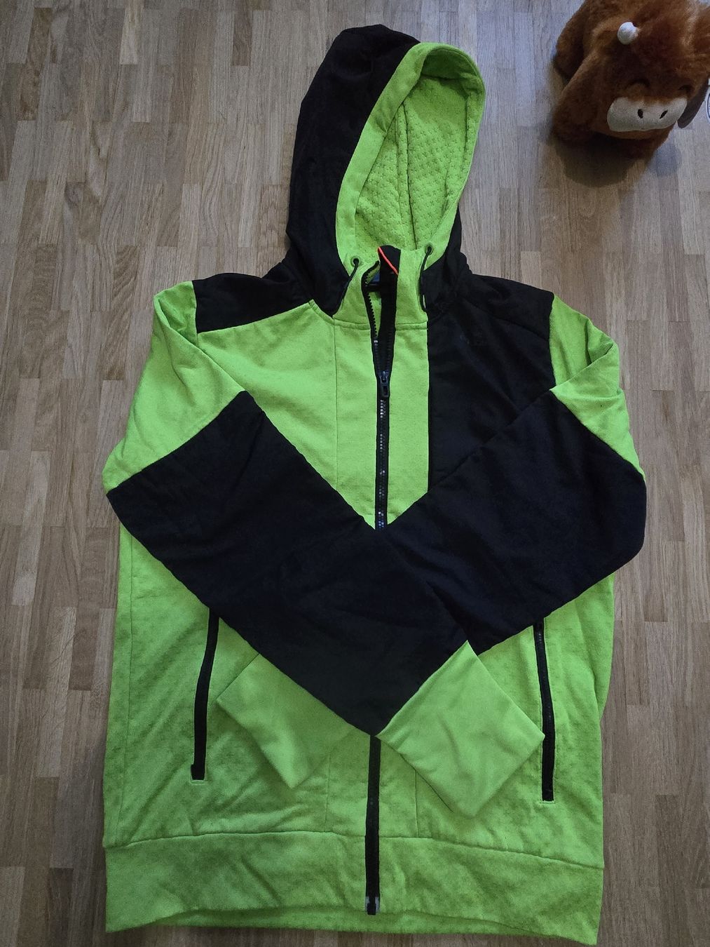 Adidas Giacche: Veste de sport Adidas, taille M – Usato da Mont-sur-Lausanne venduto da Didinho
