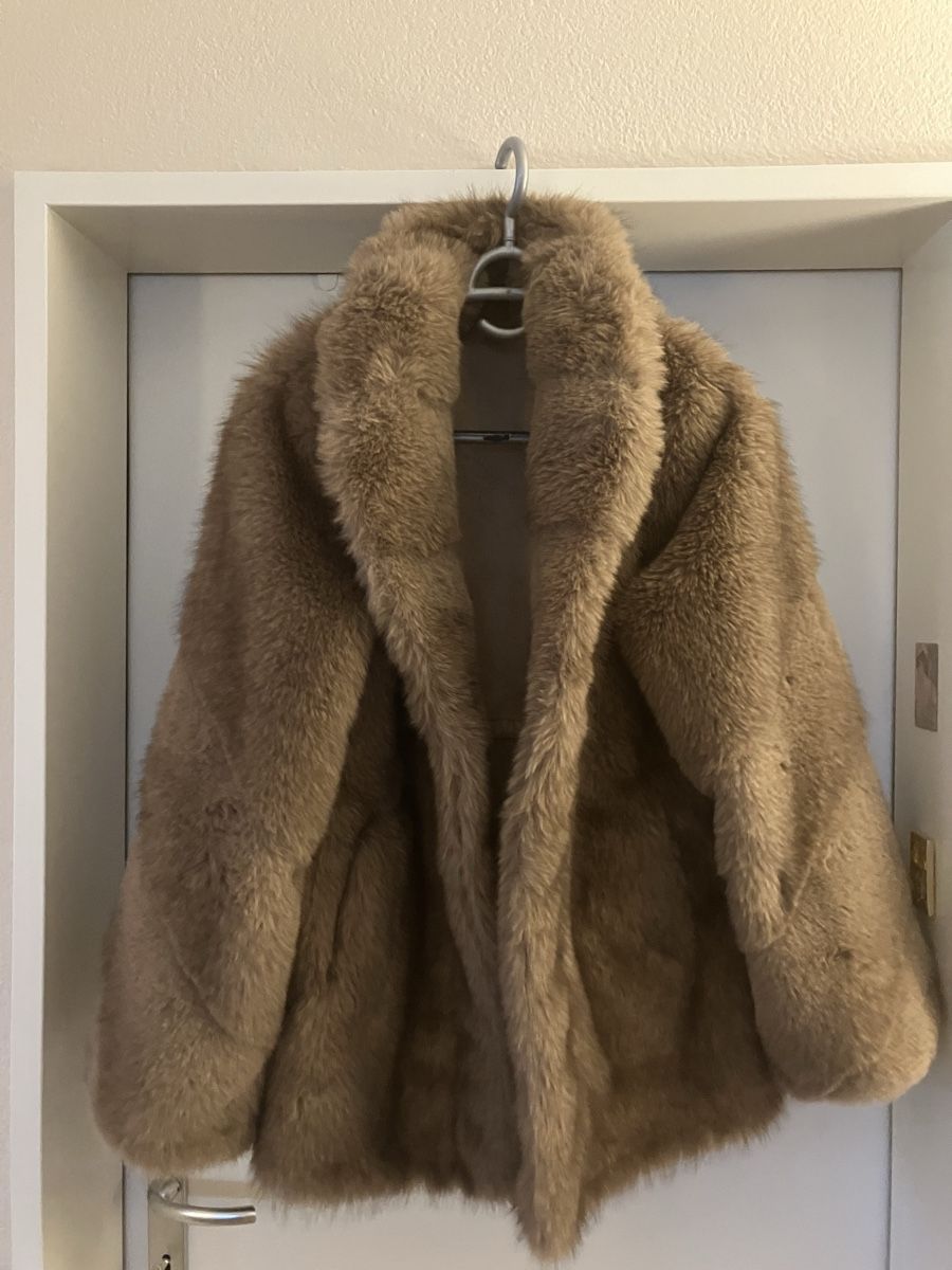 Giacche: Kunstfell Jacke - NEU Gr. L – Nuovo (secondo la descrizione) da Bubikon venduto da nb_b8d9