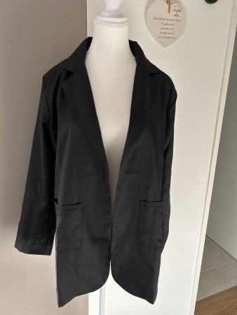 Jacke schwarz ohne Knöpfe Gr. XL