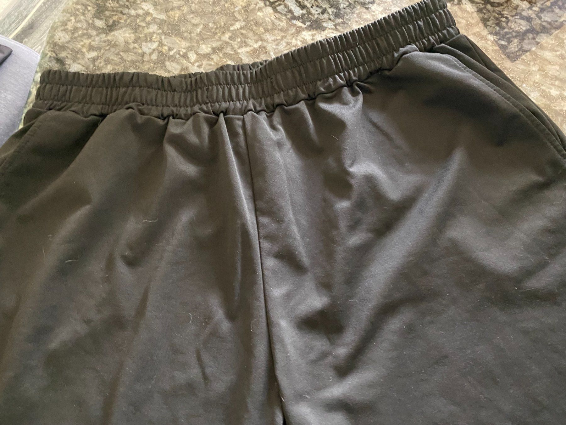 Hosen: Shorts schwarz. Grösse XXL – Gebraucht aus Allenwinden von Obalu 1