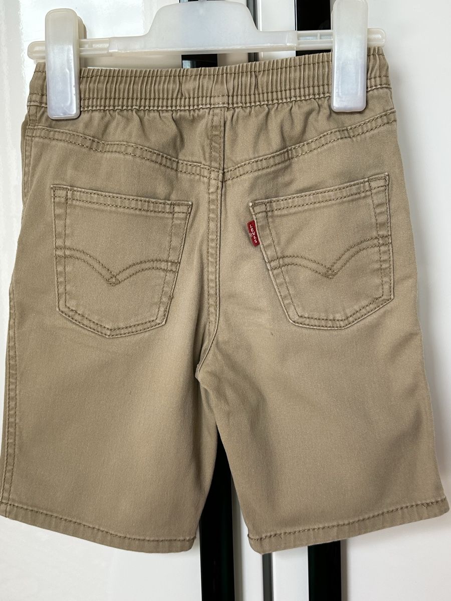 Levi's Pantaloni: Bermuda in cotone Levi’s – Usato da Castel San Pietro venduto da Moregi 1