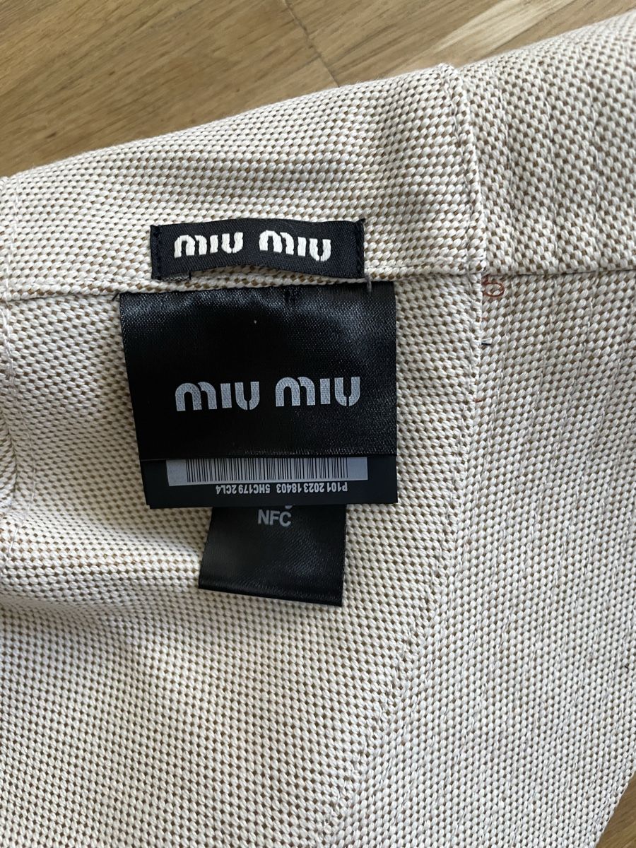 Miu Miu Copricapi, berretti & cappellini: MIUMIU Sommermütze Reversibl, – Nuovo (secondo la descrizione) da Muttenz venduto da asv_mtb8 4