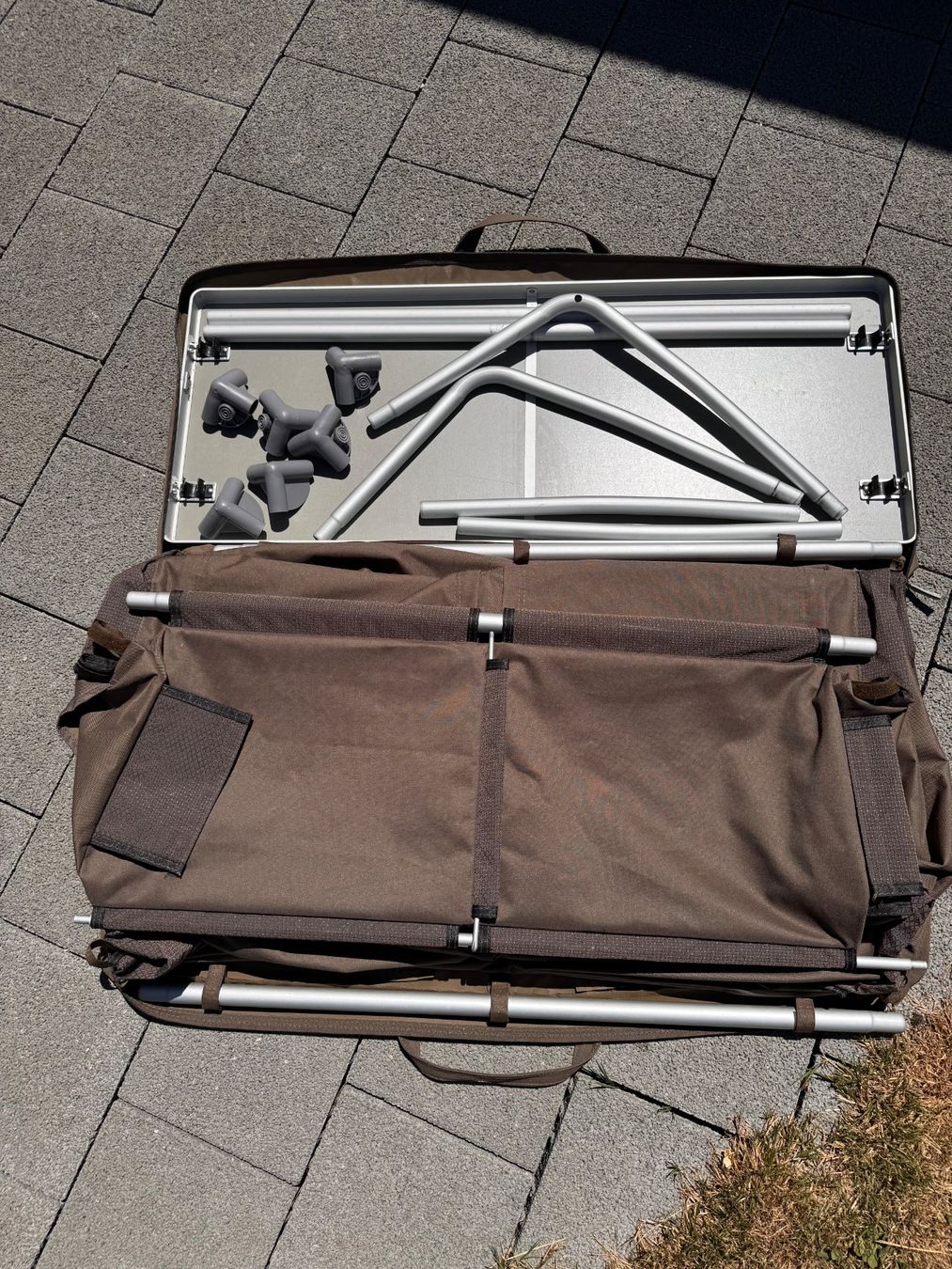 Schränke: EuroTrail Campingmöbel-Set 3-teilig, braun – Gebraucht aus Büren an der Aare von Babylion 8