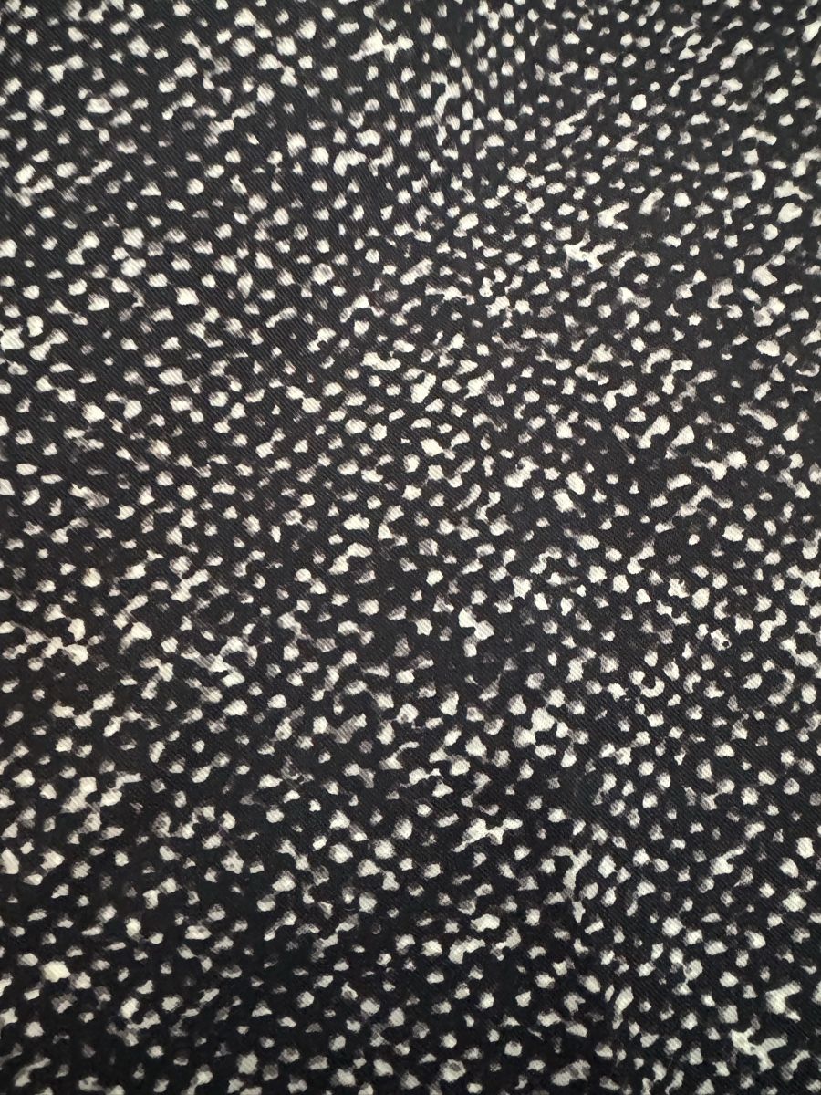 Prada Pantaloni: Prada Women's Trousers, Size 34, Black & White Pattern – Usato da Umiken venduto da RachelStenders 1