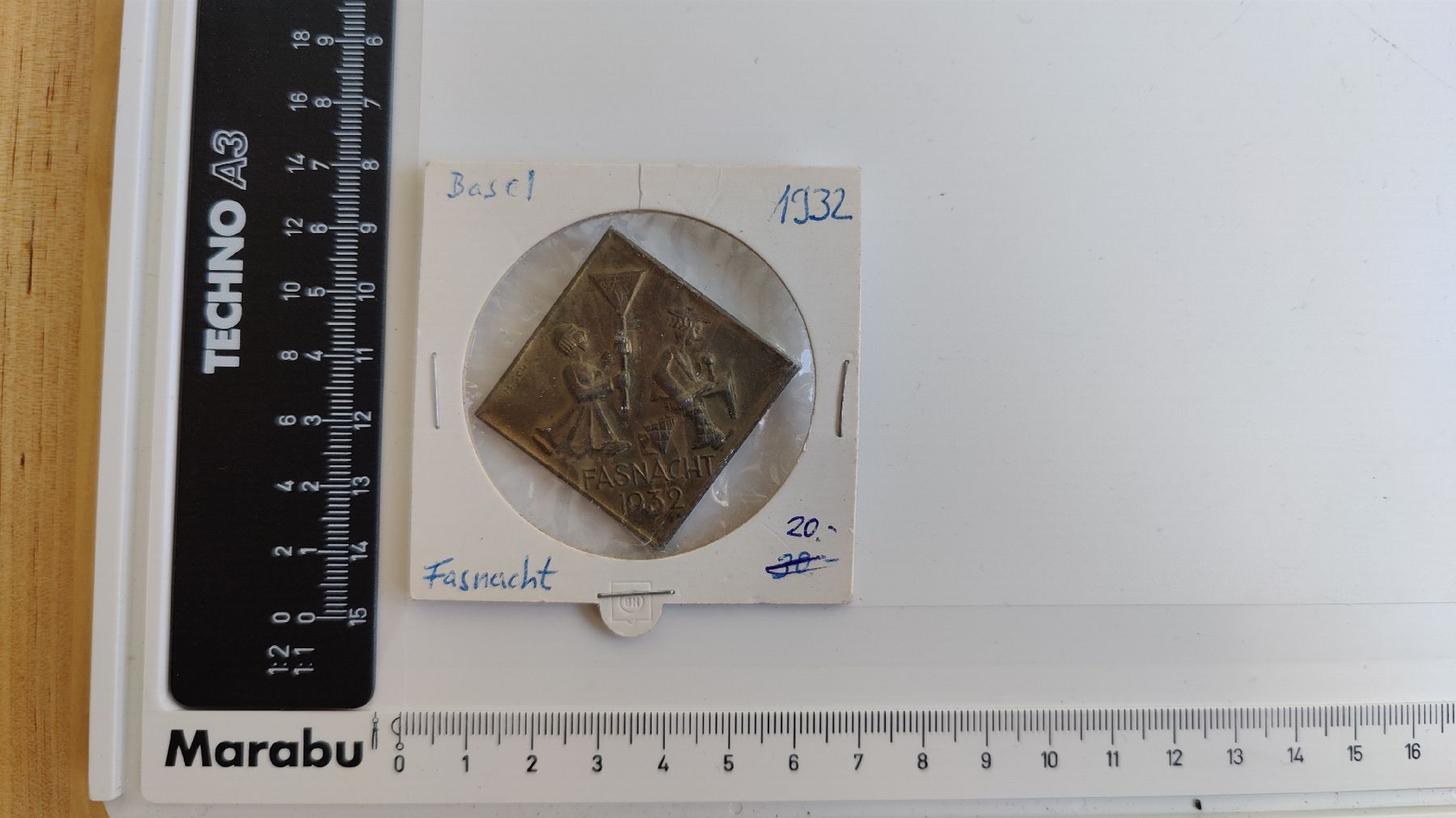 Placchette & Badge: Fasnachtsplakette 1932 Basel (W4) – Usato da Aarau venduto da bro_9zsg 3