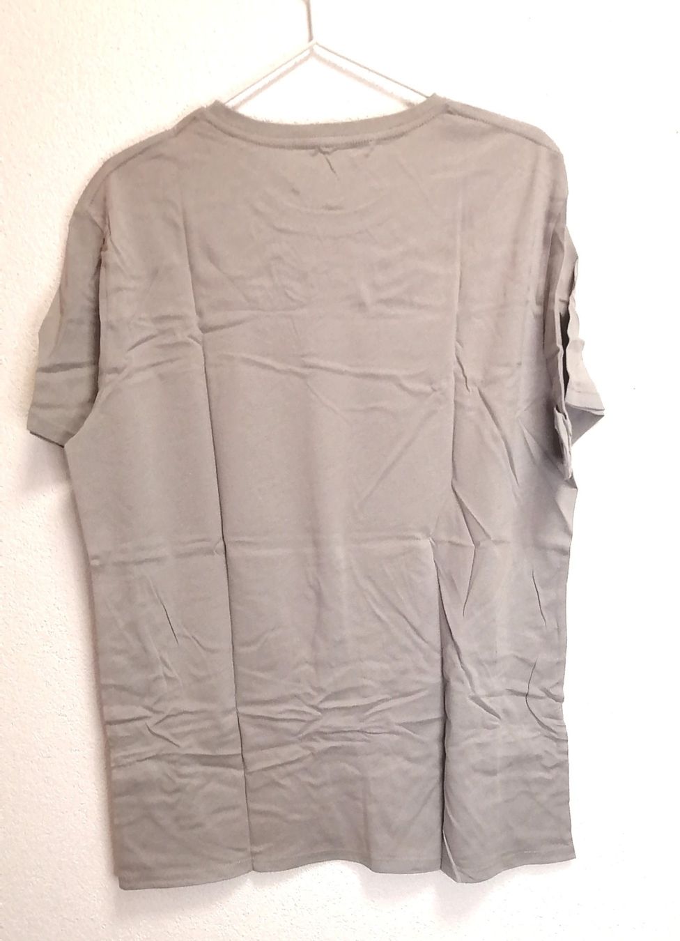 T-shirt: T-Shirt grau Bio-Baumwolle fairtrade recolution Grösse L – Nuovo e nell'imballaggio originale da Rheinfelden venduto da womanskirtSecondhand 1