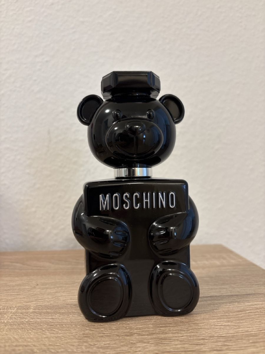 Moschino Profumi & Eau de Toilette: Moschino Toy Boy Eau de Parfum, Herrenduft, 100ml – Usato da Basel venduto da pre_675x