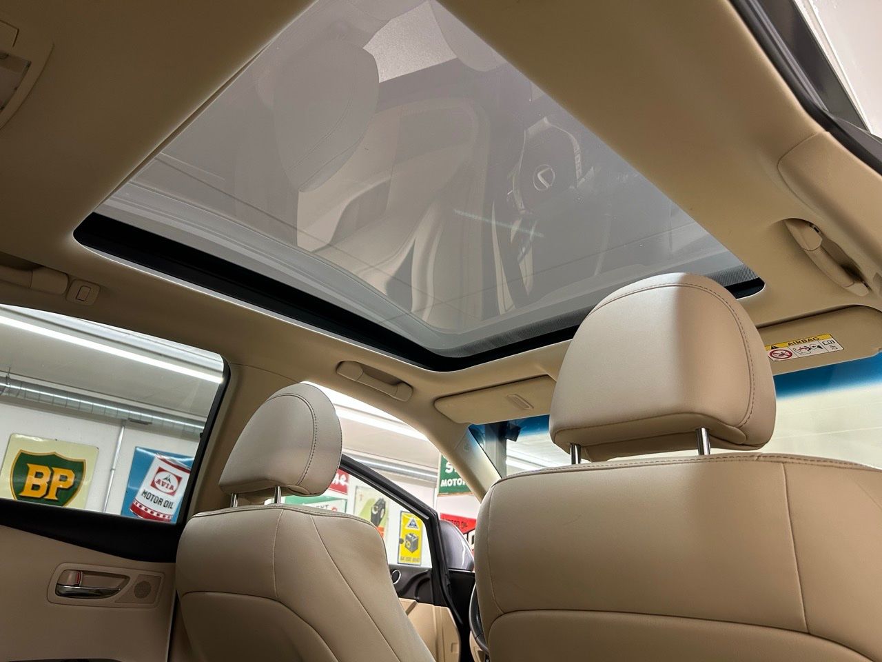 Lexus Automobili: LEXUS RX 450h comfort AWD Automatic – Usato da Witterswil venduto da alpencharly 6