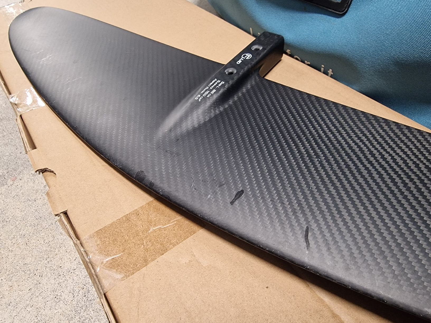 Gong Tavole da surf e di nuoto: Gong Fluid L V2 Frontwing + Fluid V2 Stabilizer – Usato da Zürich venduto da fel_ctk6