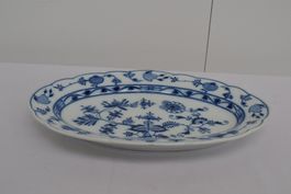 Meissen Servierplatte mit Zwiebeloptik