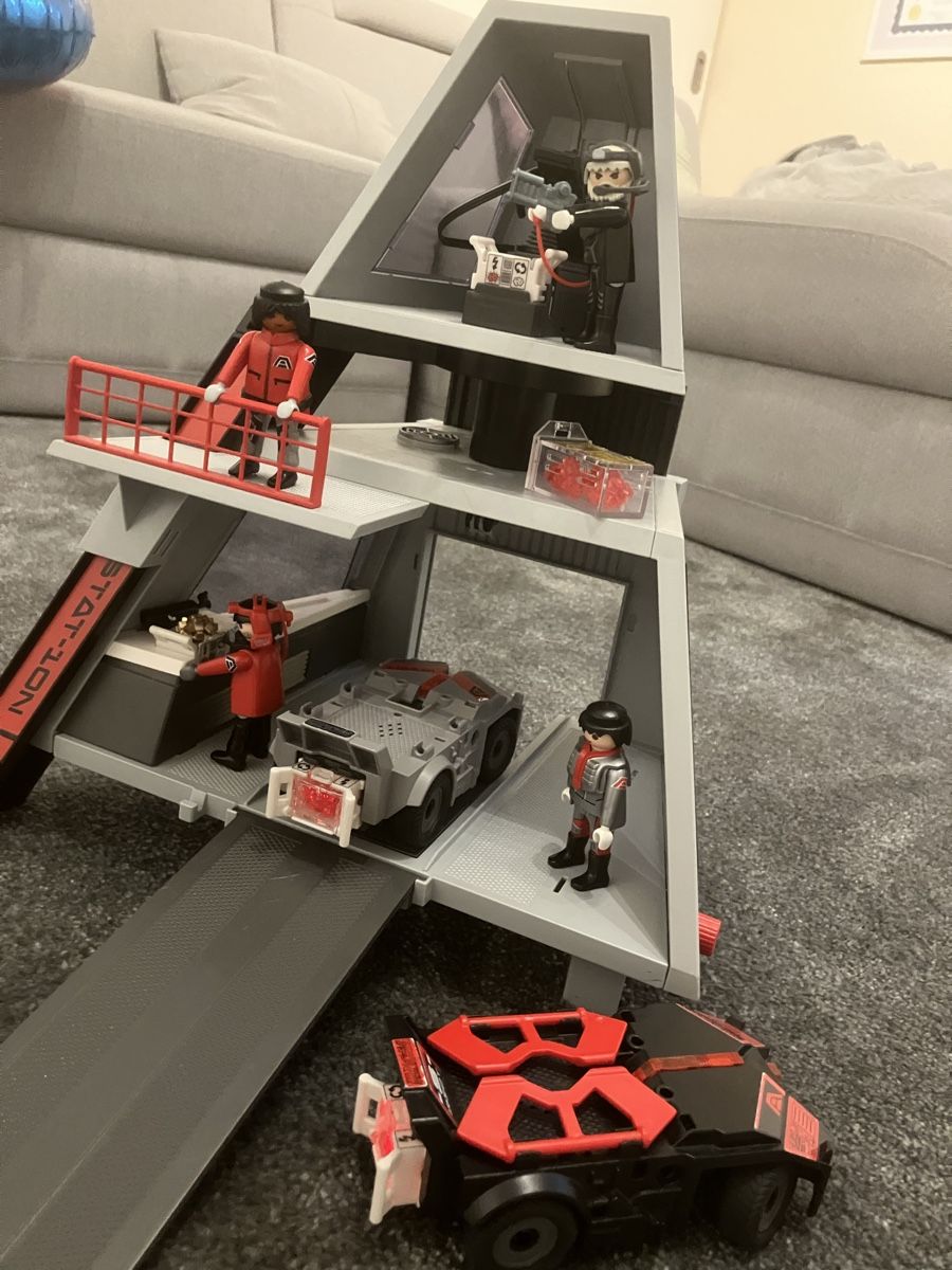 Playmobil Giocattoli: Playmobil Darksters Power Station 5153 – Usato da Uetliburg SG venduto da CaroleundMike 4