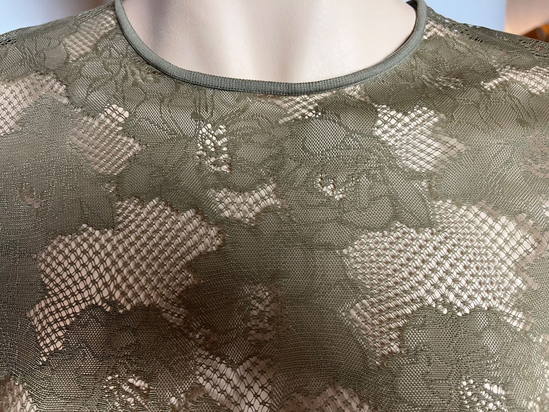 Wolford Top: WOLFORD, Langarm-Spitzenshirt Frankie, Grösse S – Nuovo e nell'imballaggio originale da Rudolfstetten venduto da gst_g7xl 4