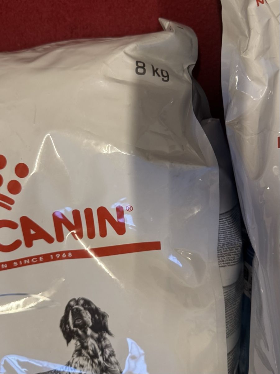 Royal Canin Mangimi: Royal Canin Hundefutter 3 x 8kg neu – Nuovo e nell'imballaggio originale da Schlieren venduto da Freundlich02 3