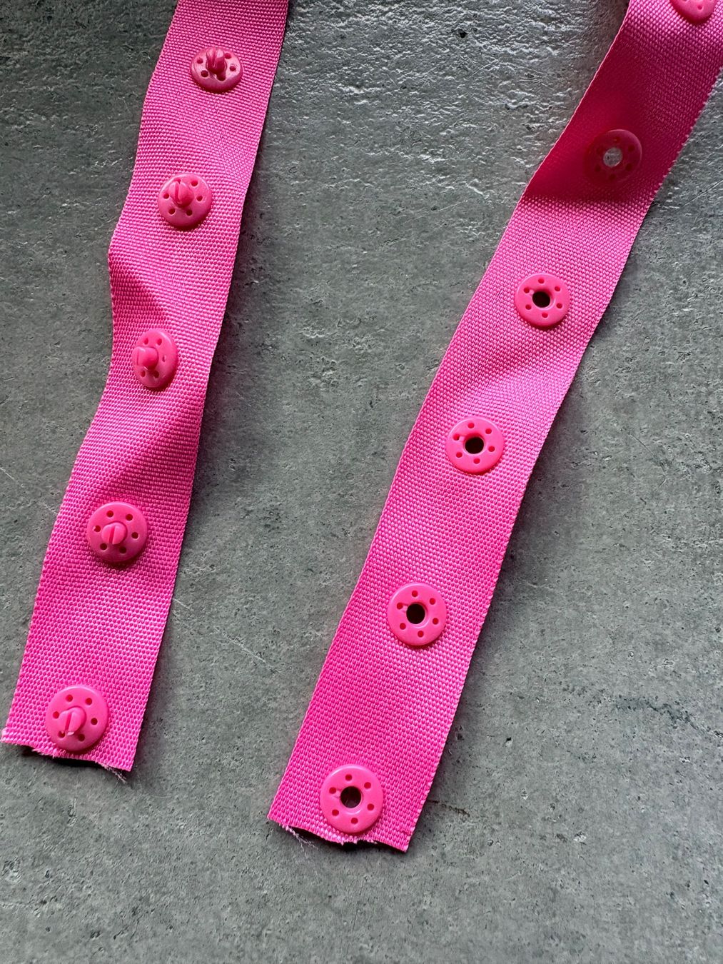 Dekobänder: Set Druckknopfband 6 Farben – Gebraucht aus Malans GR von stoffmass 1