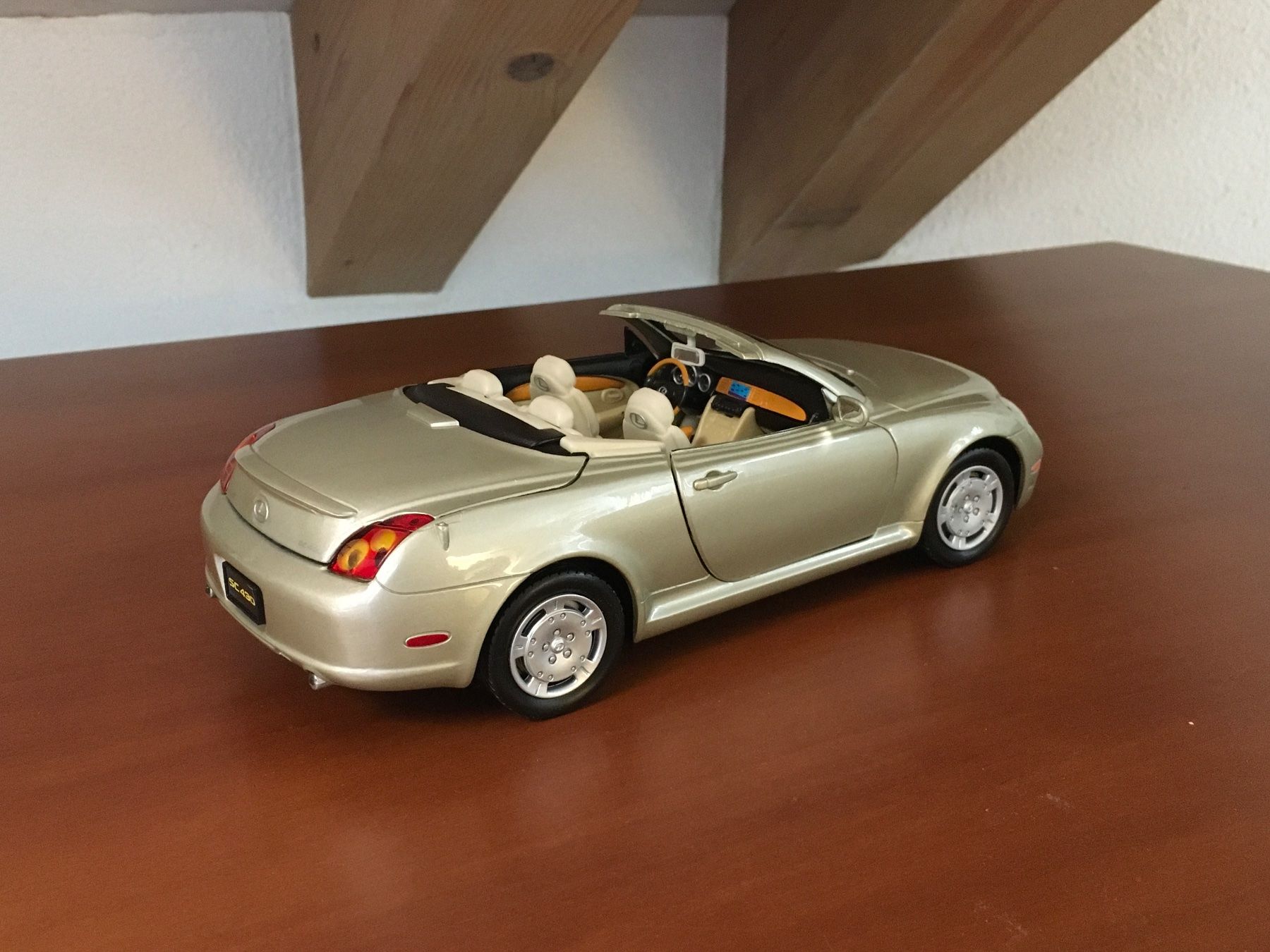 Lexus Modellini d'auto: Lexus SC 430 - 1/18 – Usato da Wohlen AG venduto da PrivatSammlung 1