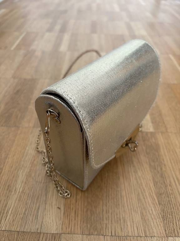Taschen für Damen: Schöne Tasche in Gold – Gebraucht aus Zürich von Tamara066 3