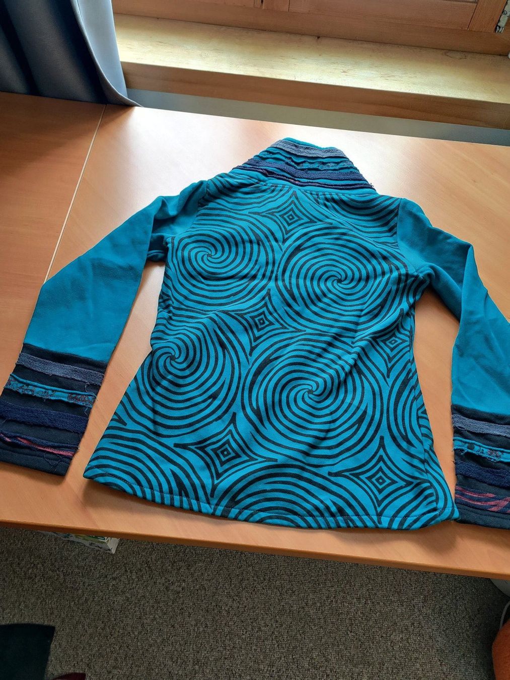 Maglioni & Felpe: Damen Pulli - Gekko Camden - S - Goa - Hippie – Usato da Untervaz venduto da Lyraia 2