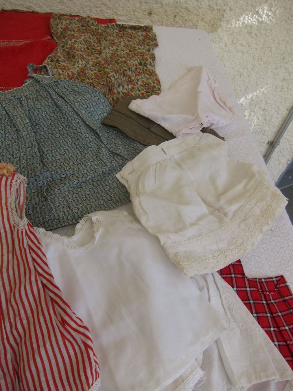 Poupées: PUPPENKLEIDER – D'occasion à Regensdorf par Eri8057 4