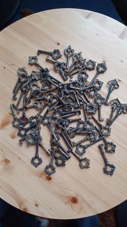 Alte Schlussel Zu Verschenken