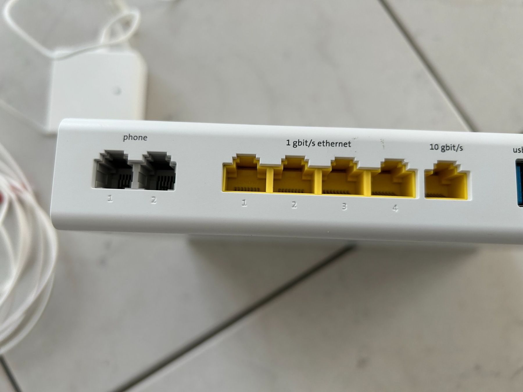 Swisscom Modem & Router: Swisscom Internet Box 4 Fiber – Usato da Uster venduto da Joelsimondunja 5